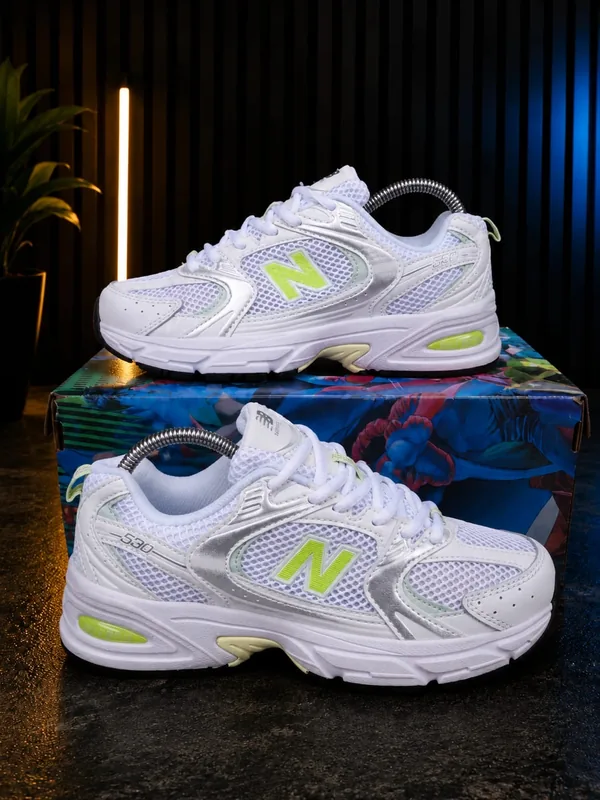 New Balance 530 - Size 37-43